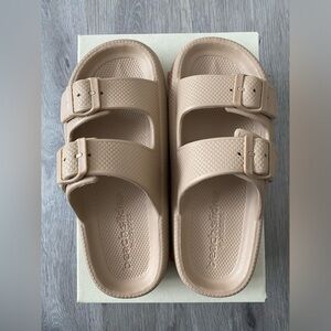 Women Beach Slides by J/Slides SoCool Sandal  Sand  Size 8M